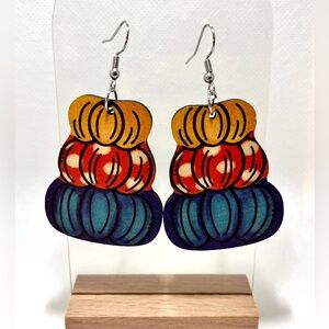 NWT Pumpkin Stack Drop & Dangle Earrings Lightweight Wood Fall Autumn Halloween